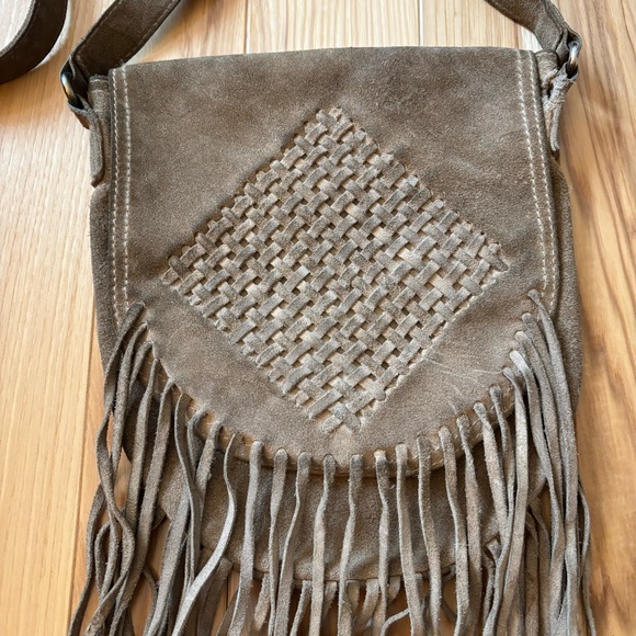 Vintage Y2K Alternative Suede Fringe Accent Crossbody Bag - Picture 2 of 12
